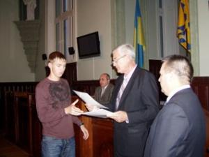 В місті над Латорицею вшанували переможців юнацького чемпіонату Закарпаття з футболу
